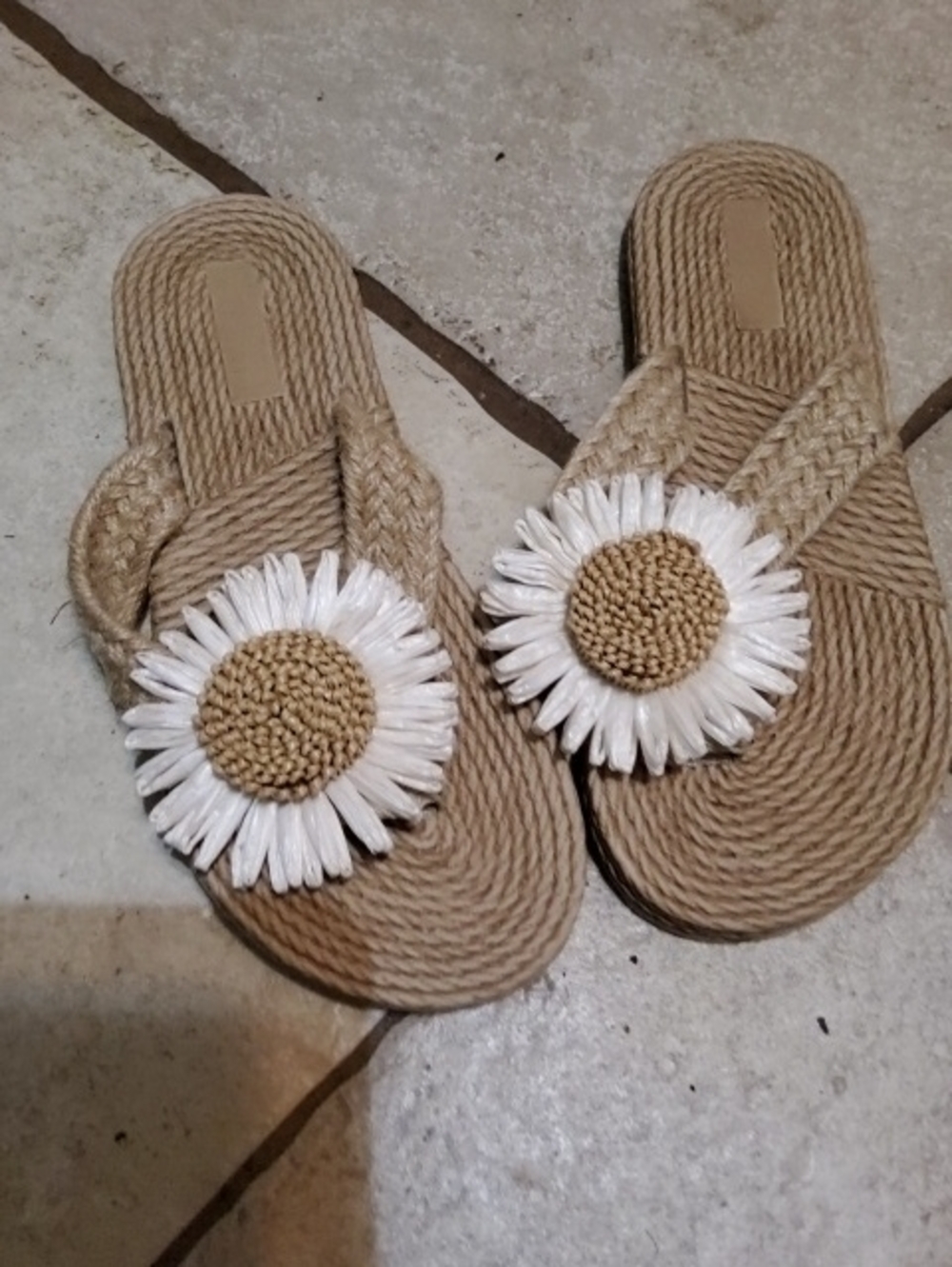 SHEIN Tan Rope Slide Sandals with White Daisy Accent